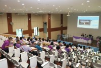 ผู้บริหารคณะศึกษาศาสตร์ มช. ให้การต้อนรับนักศึกษาเก่ารหัส 162 จำนวน 70 คน เข้าเยี่ยมคณะในโอกาสครบรอบ 50 ปี รหัส 162