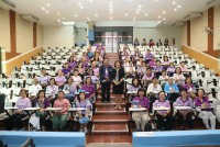 ผู้บริหารคณะศึกษาศาสตร์ มช. ให้การต้อนรับนักศึกษาเก่ารหัส 162 จำนวน 70 คน เข้าเยี่ยมคณะในโอกาสครบรอบ 50 ปี รหัส 162