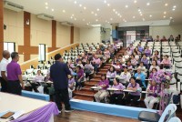 ผู้บริหารคณะศึกษาศาสตร์ มช. ให้การต้อนรับนักศึกษาเก่ารหัส 162 จำนวน 70 คน เข้าเยี่ยมคณะในโอกาสครบรอบ 50 ปี รหัส 162