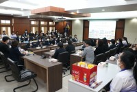 คณะศึกษาศาสตร์ มช. ให้การต้อนรับผู้บริหาร คณาจารย์ และเจ้าหน้าที่จากคณะครุศาสตร์ มหาวิทยาลัยนครพนม