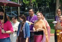 คณะศึกษาศาสตร์ มช. จัดงาน พิธีดำหัวคณบดี อดีตคณบดี คณาจารย์ และบุคลากรอาวุโส ประจำปี พ.ศ. 2566 { จุ้มอกเย็นใจ๋ ปี๋ใหม่เมือง ศึกษาฯ 55 ปี น้อมสูมาคารวะคุณ }