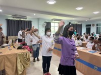 ประธานสาขาวิชาบริหารธุรกิจ นำนักศึกษาลงพื้นที่เป็นวิทยากรบรรยายให้ความรู้เรื่องการดูแลสุขภาพ ณ โรงเรียนผู้สูงอายุตำบลมะขุนหวาน