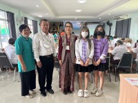 ประธานสาขาวิชาบริหารธุรกิจ นำนักศึกษาลงพื้นที่เป็นวิทยากรบรรยายให้ความรู้เรื่องการดูแลสุขภาพ ณ โรงเรียนผู้สูงอายุตำบลมะขุนหวาน