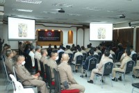 ประธานมูลนิธิศิษย์เก่าศึกษาศาสตร์ และคณบดีคณะศึกษาศาสตร์ มช. เข้ารับเครื่องหมายนักโดดร่ม ชั้นกิตติมศักดิ์ ในฐานะที่เป็นผู้ที่ได้เสียสละและบำเพ็ญประโยชน์ไว้แก่ราชการตำรวจตระเวนชายแดน  สำนักงานตำรวจแห่งชาติ