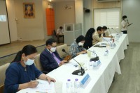 คณาจารย์และเจ้าหน้าที่คณะศึกษาศาสตร์ ประชุมพบปะกับคณะกรรมการสรรหาคณบดีคณะศึกษาศาสตร์ (วาระการดารงตำแหน่งตั้งแต่วันที่ 24 ธันวาคม 2566 ถึงวันที่ 23 ธันวาคม 2570)