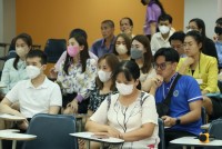 คณาจารย์และเจ้าหน้าที่คณะศึกษาศาสตร์ ประชุมพบปะกับคณะกรรมการสรรหาคณบดีคณะศึกษาศาสตร์ (วาระการดารงตำแหน่งตั้งแต่วันที่ 24 ธันวาคม 2566 ถึงวันที่ 23 ธันวาคม 2570)
