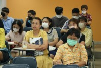 คณาจารย์และเจ้าหน้าที่คณะศึกษาศาสตร์ ประชุมพบปะกับคณะกรรมการสรรหาคณบดีคณะศึกษาศาสตร์ (วาระการดารงตำแหน่งตั้งแต่วันที่ 24 ธันวาคม 2566 ถึงวันที่ 23 ธันวาคม 2570)