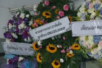 ผู้บริหาร คณาจารย์ คณาจารย์อาวุโส นักศึกษา ศิษย์เก่าและเจ้าหน้าที่ คณะศึกษาศาสตร์ มช. ร่วมพิธีบำเพ็ญกุศล สวดอภิธรรม และพิธีมอบร่าง ผู้ช่วยศาสตราจารย์จัน เกริกมธุกร