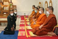 ผู้บริหาร คณาจารย์ คณาจารย์อาวุโส นักศึกษา ศิษย์เก่าและเจ้าหน้าที่ คณะศึกษาศาสตร์ มช. ร่วมพิธีบำเพ็ญกุศล สวดอภิธรรม และพิธีมอบร่าง ผู้ช่วยศาสตราจารย์จัน เกริกมธุกร