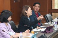 ผู้บริหารและคณะกรรมการโครงการครูรัก(ษ์)ถิ่น มหาวิทยาลัยเชียงใหม่ ให้การต้อนรับคณะกรรมผู้ทรงคุณวุฒิจาก กสศ. ในโอกาสเข้ารับการประเมินผลการดำเนินงานโครงการครูรัก(ษ์)ถิ่น รุ่นที่ 1-3