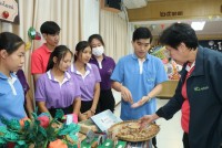 ผู้บริหารและคณะกรรมการโครงการครูรัก(ษ์)ถิ่น มหาวิทยาลัยเชียงใหม่ ให้การต้อนรับคณะกรรมผู้ทรงคุณวุฒิจาก กสศ. ในโอกาสเข้ารับการประเมินผลการดำเนินงานโครงการครูรัก(ษ์)ถิ่น รุ่นที่ 1-3