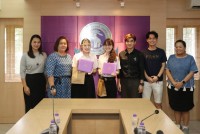 นักศึกษาแลกเปลี่ยนจาก Kanda University of International Studies เข้ารับมอบประกาศนียบัตร ก่อนเดินทางกลับประเทศญี่ปุ่น