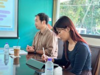 บุคลากรคณะศึกษาศาสตร์ มช. ให้การต้อนรับบุคลากรงานบริหารงานวิจัย บริการวิชาการ และวิเทศสัมพันธ์ คณะนิติศาสตร์ มช. เข้าศึกษาดูงานด้านการบริการวิชาการแบบหารายได้