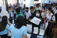  คณะศึกษาศาสตร์ มช. ร่วมจัดนิทรรศการแนะแนวการศึกษา ในนิทรรศการตลาดนัดหลักสูตรอุดมศึกษา ครั้งที่ 25