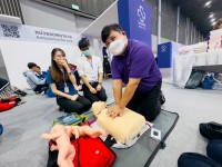 ครูร่วมอบรมการช่วยฟื้นคืนชีพขั้นพื้นฐานสำหรับประชาชนทั่วไป (Basic life support)