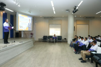 ผู้บริหารคณะศึกษาศาสตร์ ให้การต้อนรับอธิการบดีมหาวิทยาลัยเชียงใหม่ เข้าให้โอวาทคณะนักกีฬามหาวิทยาลัยเชียงใหม่ ที่จะเข้าร่วมการแข่งขัน กีฬามหาวิทยาลัยครั้งที่ 49