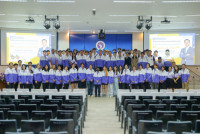 ผู้บริหารคณะศึกษาศาสตร์ ให้การต้อนรับอธิการบดีมหาวิทยาลัยเชียงใหม่ เข้าให้โอวาทคณะนักกีฬามหาวิทยาลัยเชียงใหม่ ที่จะเข้าร่วมการแข่งขัน กีฬามหาวิทยาลัยครั้งที่ 49
