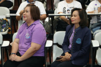 ผู้บริหารคณะศึกษาศาสตร์ ให้การต้อนรับนักศึกษารหัส 17 ในโอกาสเข้ามอบทุนการศึกษาและจัดกิจกรรมคืนสู่เหย้า รหัส 172