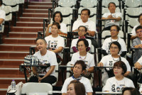 ผู้บริหารคณะศึกษาศาสตร์ ให้การต้อนรับนักศึกษารหัส 17 ในโอกาสเข้ามอบทุนการศึกษาและจัดกิจกรรมคืนสู่เหย้า รหัส 172