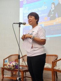 ผู้บริหารคณะศึกษาศาสตร์ ให้การต้อนรับนักศึกษารหัส 17 ในโอกาสเข้ามอบทุนการศึกษาและจัดกิจกรรมคืนสู่เหย้า รหัส 172
