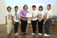 ผู้บริหารคณะศึกษาศาสตร์ ให้การต้อนรับนักศึกษารหัส 17 ในโอกาสเข้ามอบทุนการศึกษาและจัดกิจกรรมคืนสู่เหย้า รหัส 172
