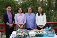 ผู้บริหารคณะศึกษาศาสตร์ มช. ร่วมพิธีทำบุญตักบาตร พระสงฆ์ 60 รูป พิธีขึ้นท้าวทั้งสี่และพิธีถวายเครื่องสักการะบวงสรวงศาลพระภูมิเจ้าที่ และ พิธีถวายพวงมาลัยดอกไม้สด แสดงความเคารพต่อ มล.ปิ่น มาลากุล เนื่องในโอกาสครบรอบ 60 ปี แห่งการสถาปนามหาวิทยาลัยเชียงใหม่ 