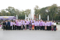 ผู้บริหารคณะศึกษาศาสตร์ มช. ร่วมพิธีทำบุญตักบาตร พระสงฆ์ 60 รูป พิธีขึ้นท้าวทั้งสี่และพิธีถวายเครื่องสักการะบวงสรวงศาลพระภูมิเจ้าที่ และ พิธีถวายพวงมาลัยดอกไม้สด แสดงความเคารพต่อ มล.ปิ่น มาลากุล เนื่องในโอกาสครบรอบ 60 ปี แห่งการสถาปนามหาวิทยาลัยเชียงใหม่ 