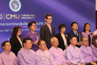 ผู้บริหารคณะศึกษาศาสตร์ ร่วมพิธีมอบรางวัลฯ เนื่องในวันคล้ายวันสถาปนามหาวิทยาลัยเชียงใหม่ ประจำปี พ.ศ. 2567