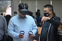 คณาจารย์คณะศึกษาศาสตร์ และคณาจารย์โรงเรียนสาธิตฯ เข้าร่วมศึกษาดูงาน Virtual Reality Classroom คณะบริหารธุรกิจ