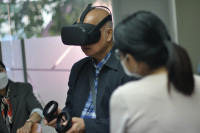 คณาจารย์คณะศึกษาศาสตร์ และคณาจารย์โรงเรียนสาธิตฯ เข้าร่วมศึกษาดูงาน Virtual Reality Classroom คณะบริหารธุรกิจ