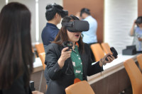 คณาจารย์คณะศึกษาศาสตร์ และคณาจารย์โรงเรียนสาธิตฯ เข้าร่วมศึกษาดูงาน Virtual Reality Classroom คณะบริหารธุรกิจ