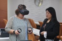 คณาจารย์คณะศึกษาศาสตร์ และคณาจารย์โรงเรียนสาธิตฯ เข้าร่วมศึกษาดูงาน Virtual Reality Classroom คณะบริหารธุรกิจ