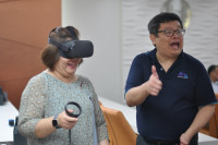 คณาจารย์คณะศึกษาศาสตร์ และคณาจารย์โรงเรียนสาธิตฯ เข้าร่วมศึกษาดูงาน Virtual Reality Classroom คณะบริหารธุรกิจ