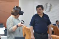 คณาจารย์คณะศึกษาศาสตร์ และคณาจารย์โรงเรียนสาธิตฯ เข้าร่วมศึกษาดูงาน Virtual Reality Classroom คณะบริหารธุรกิจ