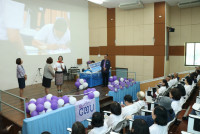 ผู้บริหารคณะศึกษาศาสตร์ ให้การต้อนรับนักศึกษารหัส 19 ในโอกาสเข้ามอบทุนการศึกษาและจัดกิจกรรม {อุ่นไอฮัก ถักทอใจ๋ สานสายใย ED192}