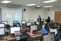 คณะศึกษาศาสตร์ มช. กิจกรรมเสริมสร้างความรู้ความเข้าใจการประยุกต์ใช้ AI (ปัญญาประดิษฐ์) ในการจัดการเรียนการสอนของบุคลากรสายวิชาการ สังกัดภาควิชาฯ ภายใต้โครงการส่งเสริมการ Re-skill Up-skill ของบุคลากรสายวิชาการและสายสนับสนุน
