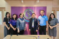 เลขานุการคณะศึกษาศาสตร์ ให้การต้อนรับเลขานุการและเจ้าหน้าที่วิทยาลัยศิลปะ สื่อ และเทคโนโลยี เข้าแลกเปลี่ยนเรียนรู้ด้านการขอกำหนดตำแหน่งที่สูงขึ้นของบุคลากรสายปฏิบัติการ