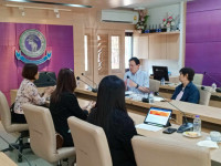 ผู้บริหารคณะศึกษาศาสตร์ Asst.Prof.Takehiro Ono อาจารย์จาก Hokkaido University of Education ประเทศญี่ปุ่น เพื่อเก็บข้อมูลโครงการครูรัก(ษ์)ถิ่น