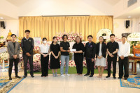 ผู้บริหารและเจ้าหน้าที่คณะศึกษาศาสตร์ มช. ร่วมวางพวงหรีดไว้อาลัยแด่ ศาสตราจารย์ ดร.ระวิวรรณ โอฬารรัตน์มณี