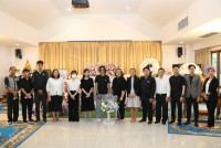 ผู้บริหารและเจ้าหน้าที่คณะศึกษาศาสตร์ มช. ร่วมวางพวงหรีดไว้อาลัยแด่ ศาสตราจารย์ ดร.ระวิวรรณ โอฬารรัตน์มณี