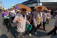 คณะศึกษาศาสตร์ มช. ร่วมขบวนแห่พระพุทธสิหิงค์ ในงานประเพณีสงกรานต์เชียงใหม่ ประจำปี 2567