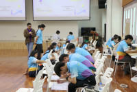 คณาจารย์และบุคลากร อบรมในหัวข้อ Discovering Positive Education