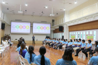 คณาจารย์และบุคลากร อบรมในหัวข้อ Discovering Positive Education