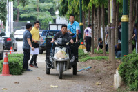 คณะศึกษาศาสตร์ มช. จัดกิจกรรมปรับปรุงภูมิทัศน์ (ปลูกหญ้า) เนื่องในโอกาสพระราชพิธีมหามงคลเฉลิมพระชนมพรรษา 6 รอบ พระบาทสมเด็จพระเจ้าอยู่หัว 28 กรกฎาคม 2567