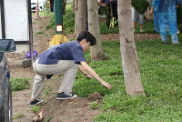 คณะศึกษาศาสตร์ มช. จัดกิจกรรมปรับปรุงภูมิทัศน์ (ปลูกหญ้า) เนื่องในโอกาสพระราชพิธีมหามงคลเฉลิมพระชนมพรรษา 6 รอบ พระบาทสมเด็จพระเจ้าอยู่หัว 28 กรกฎาคม 2567