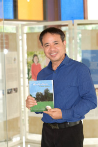 ภาควิชาหลักสูตรฯ จัดกิจกรรมเปิดตัวหนังสือ { ห้องเรียนไร้ผนัง }