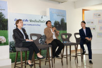 ภาควิชาหลักสูตรฯ จัดกิจกรรมเปิดตัวหนังสือ { ห้องเรียนไร้ผนัง }