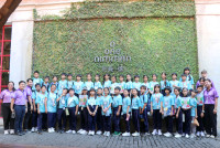 Field trip for ITPC English Language Learners (Foreign Tourists Interview Project)