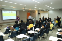 ผู้บริหารคณะศึกษาศาสตร์ มช. ให้การต้อนรับ ผู้บริหารและครูโรงเรียนสาธิตเทศบาลบ้านเชตะวัน เข้าศึกษาดูงานทางวิชาการ ณ โรงเรียนสาธิตมหาวิทยาลัยเชียงใหม่
