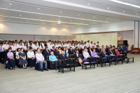 รองคณบดีคณะศึกษาศาสตร์ มช. ร่วมพิธีมอบทุนการศึกษามหาวิทยาลัยเชียงใหม่ ประจำปีการศึกษา 2567